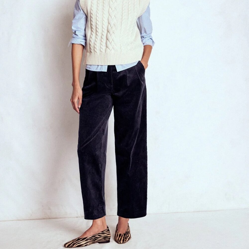 Boden Bloomsbury Cord Trousers (Navy Blue, US 20-22)